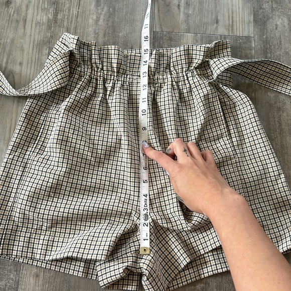 WILFRED ARITZIA PAPER BAG PLAID SHORTS NWOT - Picture 3 of 9